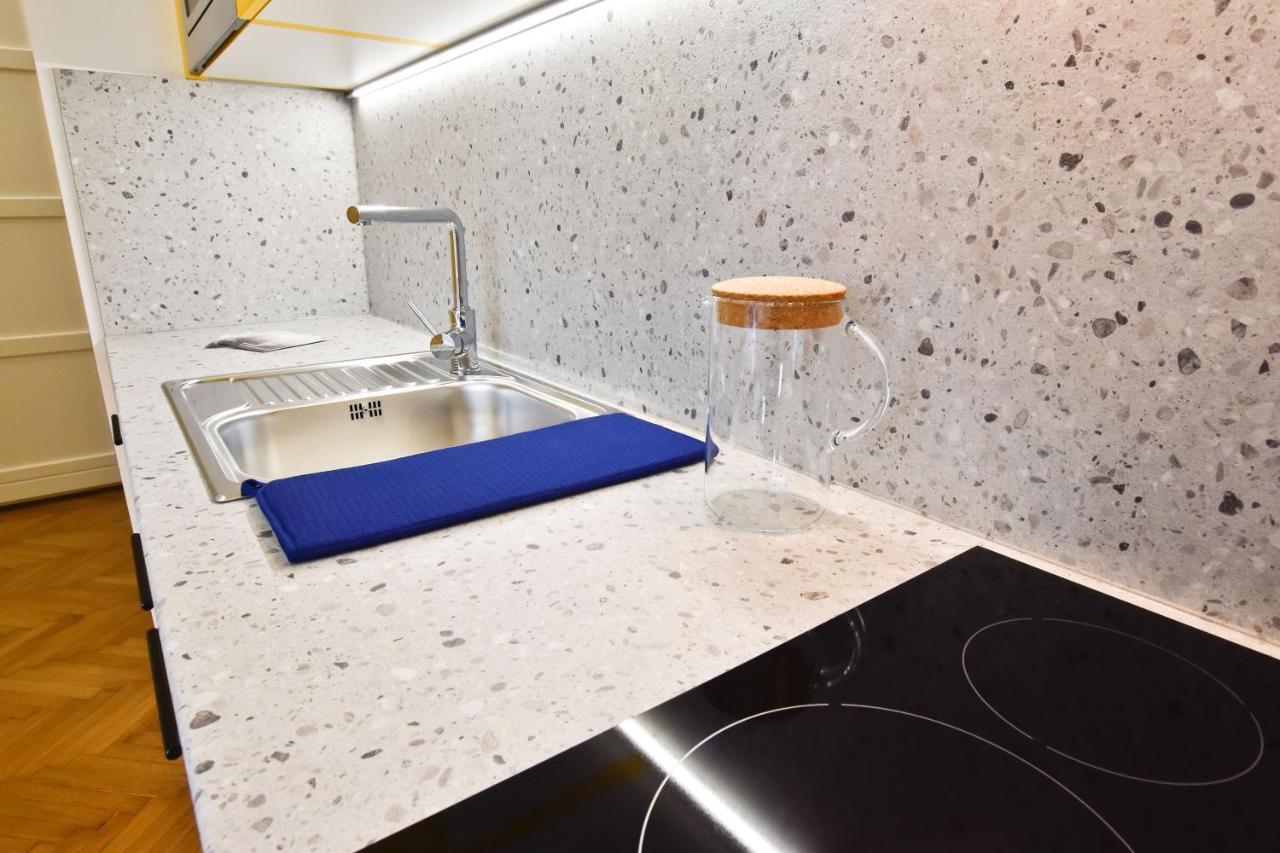Zachar Apartman 쇼프론 외부 사진