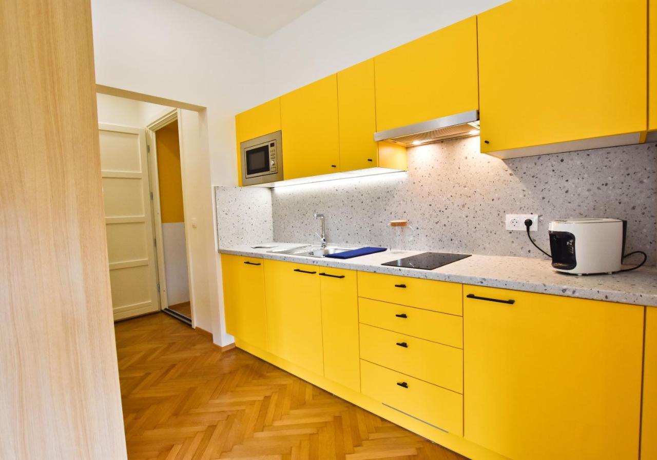 Zachar Apartman 쇼프론 외부 사진